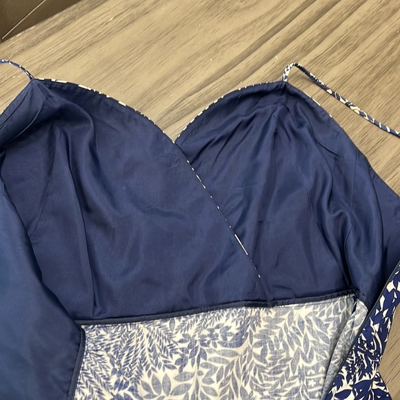 JILL STUART FLORAL BLUE & WHITE DRESS X- SMALL - Picture 15 of 17